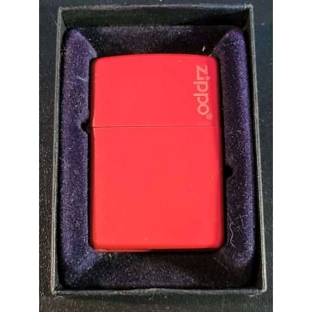 ZIPPO Club Rouge Mat H Aout 2011 Logo Haut Droite