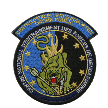 Écusson Centre National d'Entrainement des Forces de Gendarmerie Sur Scratch CNEFG