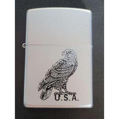 Zippo USA Aigle Pygargue Etats-Unis Partie basse Octobre 2001 Entièrement neuf