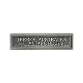 Agrafe Médaille Terres Australes et Antartiques Argent